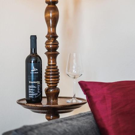 Ubytovani Ve Vinarstvi Medek | Medek House & Winery Uherské Hradiště Buitenkant foto